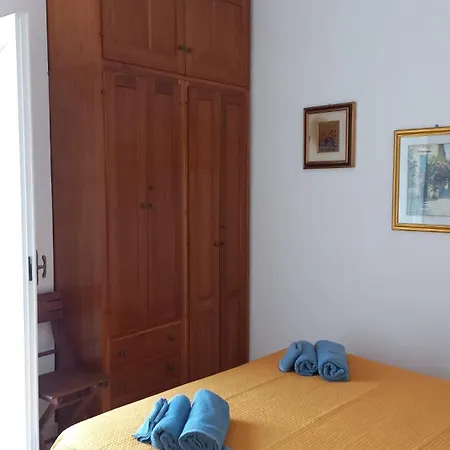 فندق مبيت وإفطار Al Vecchio Castello 3*