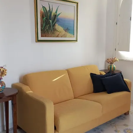 Al Vecchio Castello Bed and Breakfast