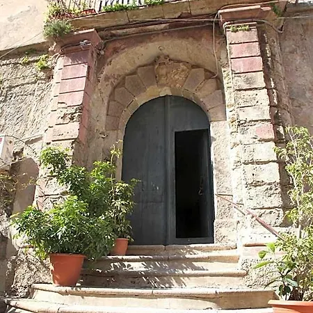 Al Vecchio Castello فندق مبيت وإفطار