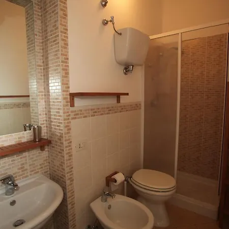 Al Vecchio Castello 3* تروبيا