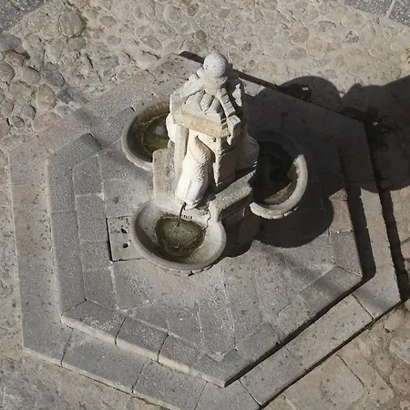 Al Vecchio Castello לינה וארוחת בוקר 3*