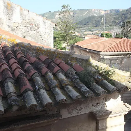 Al Vecchio Castello Bed and Breakfast